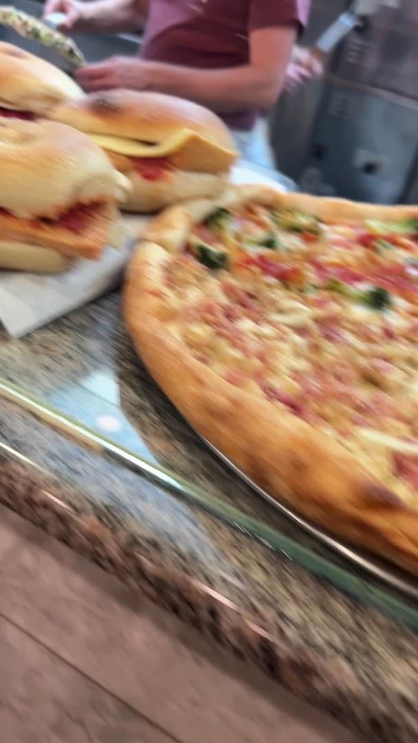 Rosa's Pizza